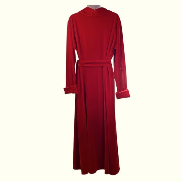 PajamaGram Womens Red Velour Robe | Full Length | Wrap Tie Sz L NWT - Picture 3 of 6
